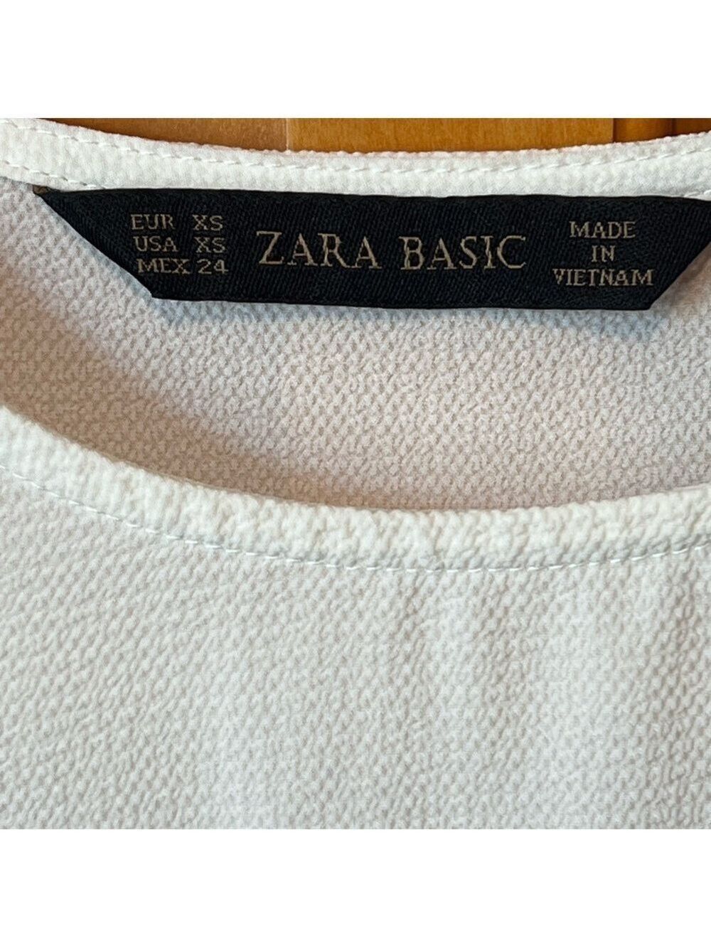 Zara White Ruffle Blouse - Picture 3 of 3